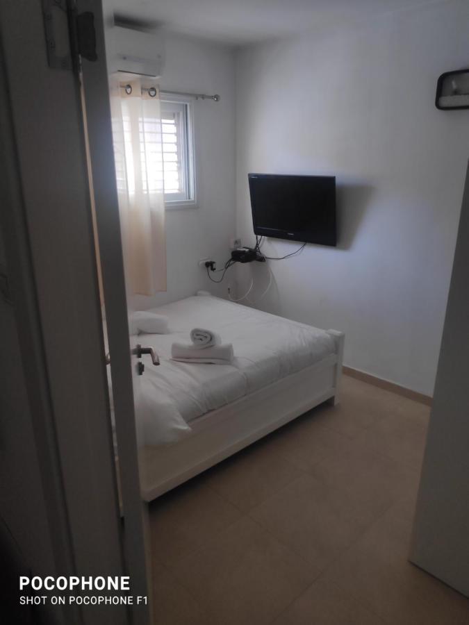 Ferienwohnung סוויטה של אלון Arad Exterior foto